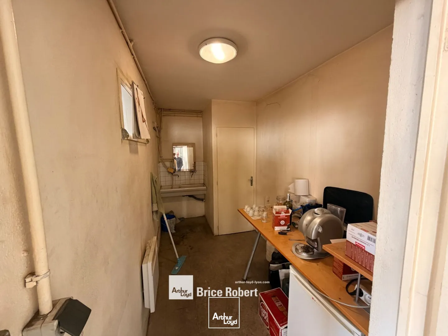 Locaux d'activité & Entrepôts - Location - DECINES CHARPIEU - 69150 - 206-206 - 7672213