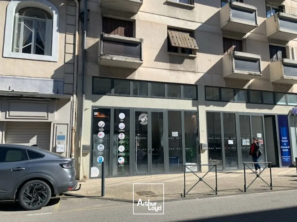 Locaux commerciaux - Location - CAVAILLON - 84300 - 109.5-109.5 - 7673195
