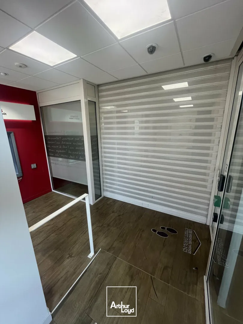 Locaux commerciaux - Location - SCHILTIGHEIM - 67300 - 156.96-156.96 - 7673207