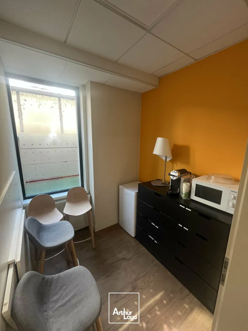 Locaux commerciaux - Location - SCHILTIGHEIM - 67300 - 156.96-156.96 - 7673215