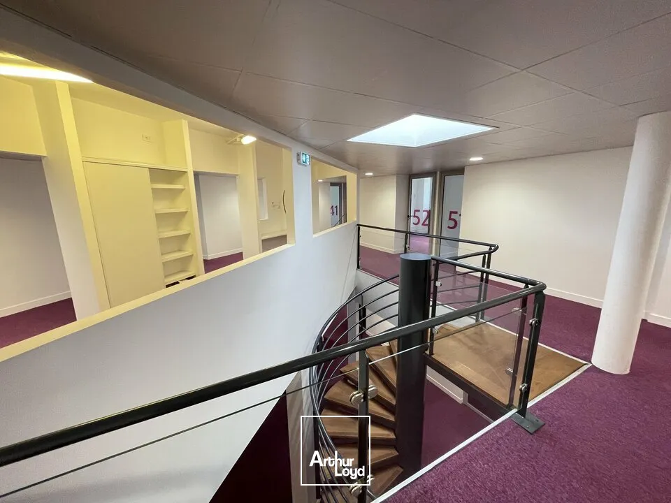 Bureaux - Vente - CHASSENEUIL-DU-POITOU - 86360 - 1127-1127 - 7673262