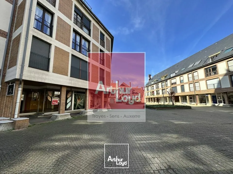 Locaux commerciaux - Vente - TROYES - 10000 - 82.56-82.56 - 7673311