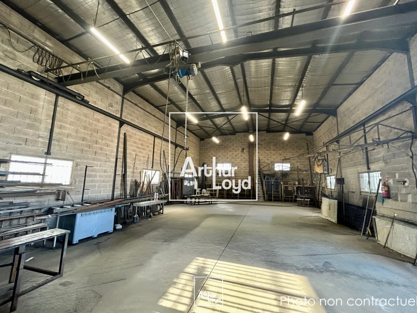 Locaux d'activité & Entrepôts - Location - MAUGUIO - 34280 - 181-181 - 7673492