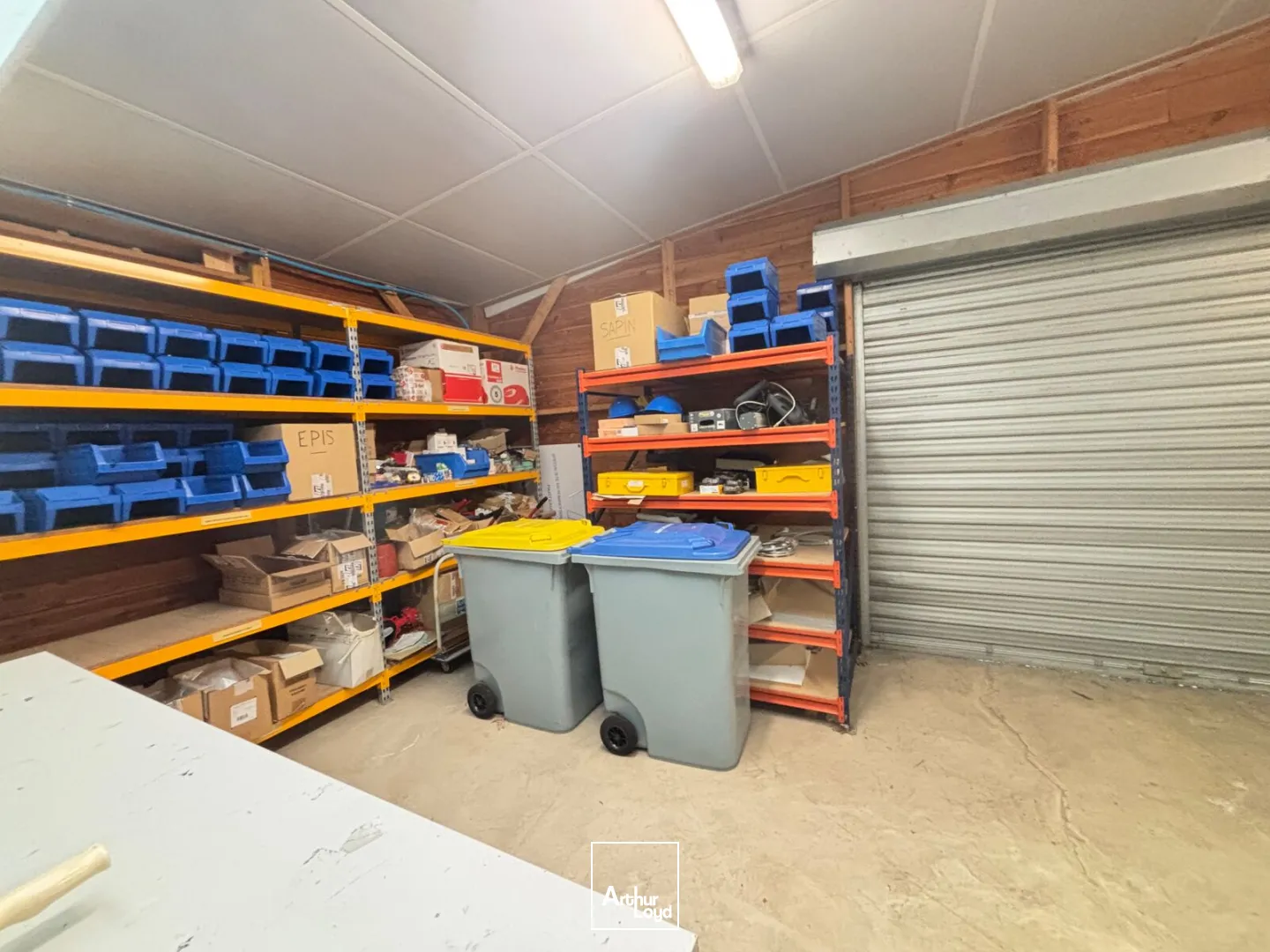 Locaux d'activité & Entrepôts - Location - REZE - 44400 - 240-240 - 7673600