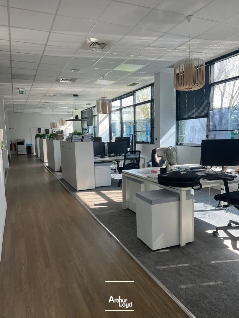 Bureaux - Location - ROISSY EN FRANCE - 95700 - 180-180 - 7673942