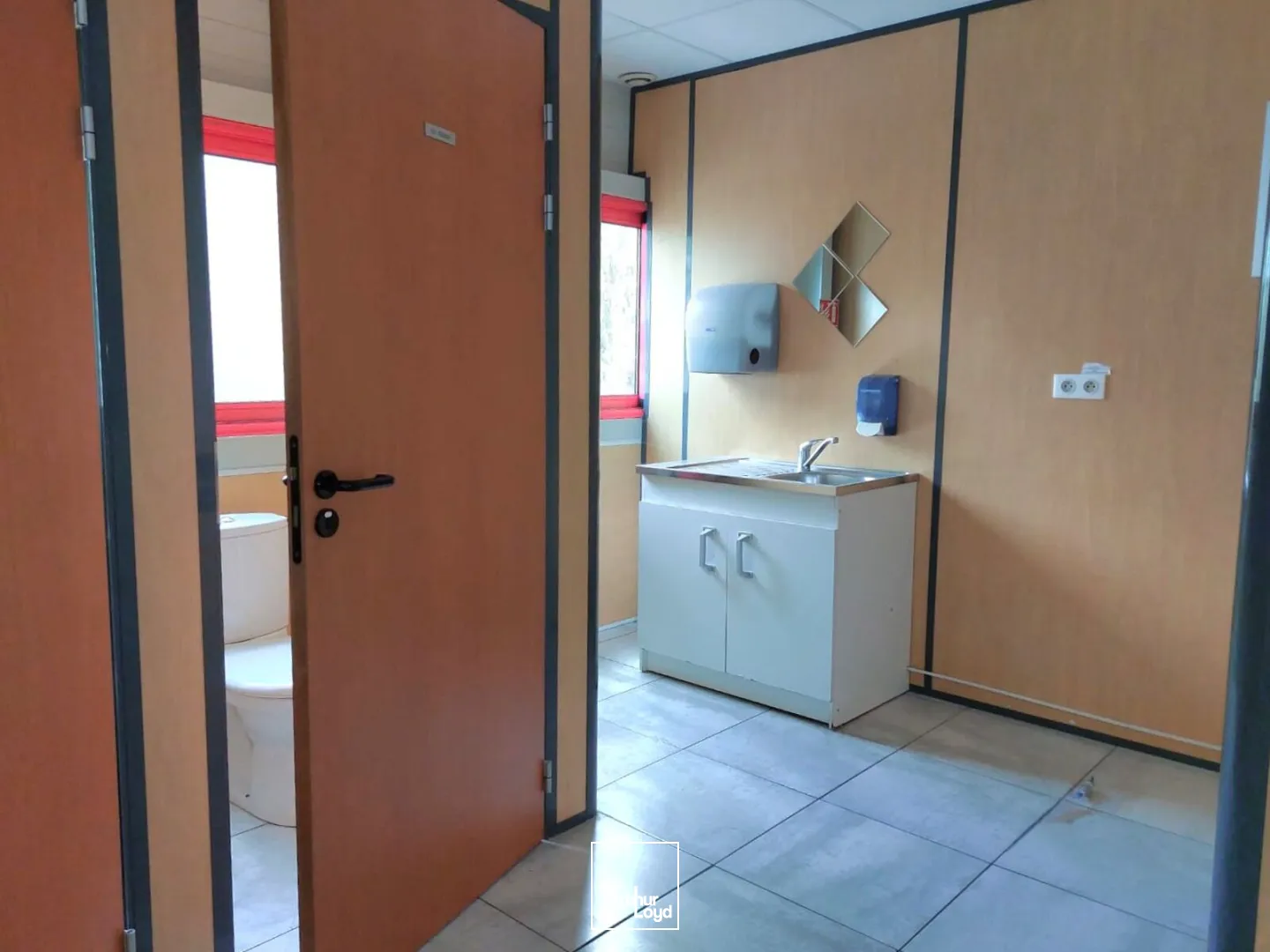 Bureaux - Location - SIX FOURS LES PLAGES - 83140 - 220-220 - 7673954