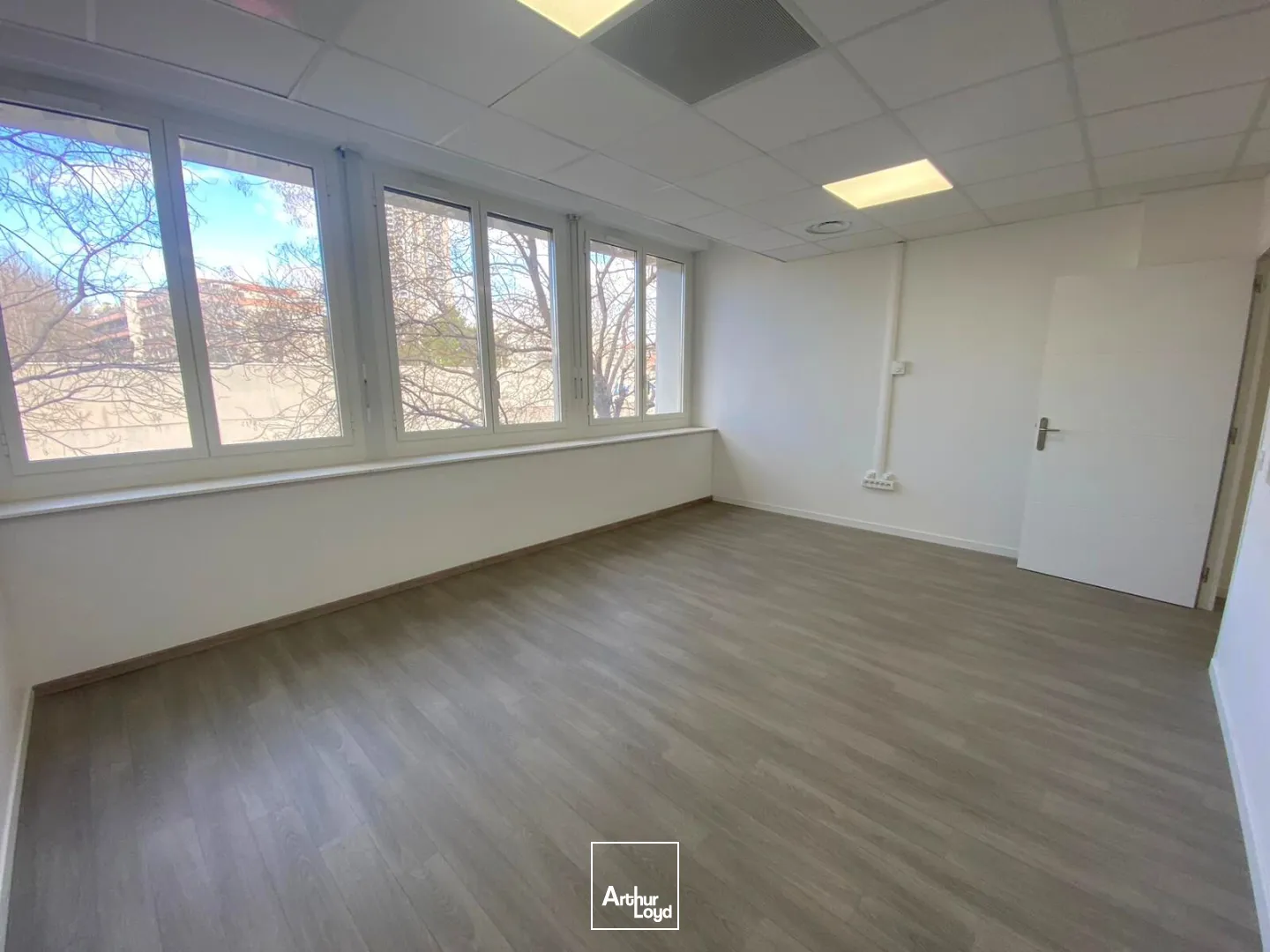Bureaux - Location - MARSEILLE - 13008 - 90-90 - 7673962