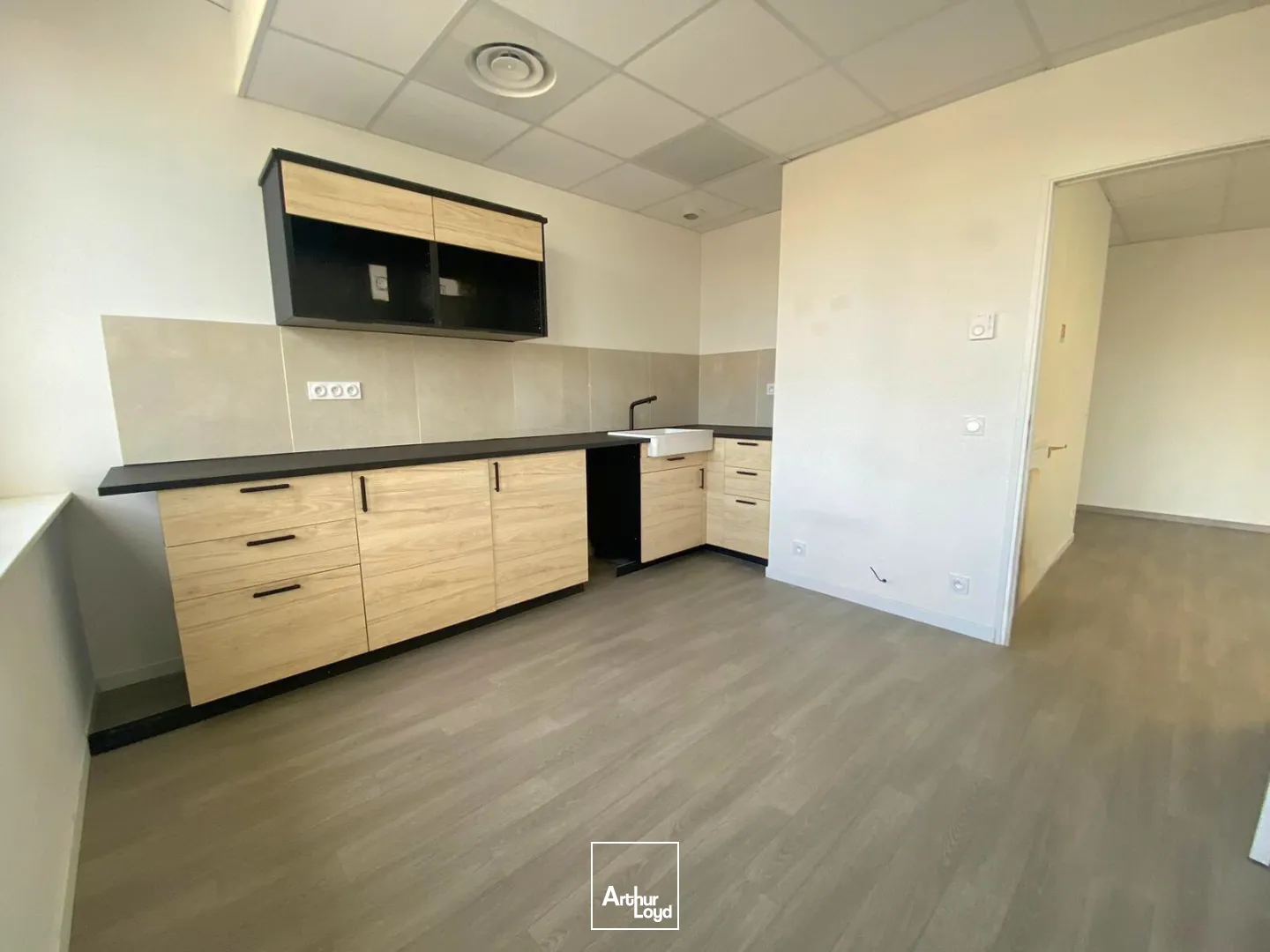 Bureaux - Location - MARSEILLE - 13008 - 90-90 - 7673964