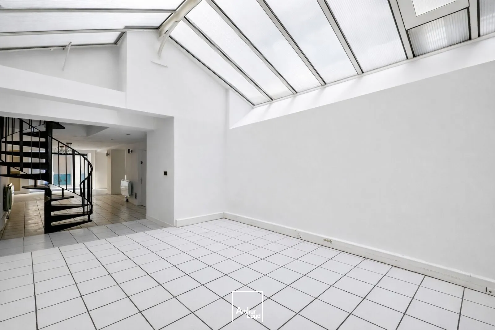 Bureaux - Location - PARIS - 75004 - 162-162 - 7673990