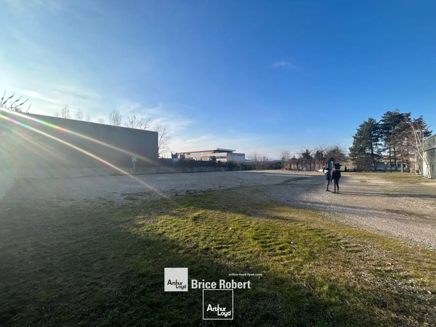 Locaux d'activité & Entrepôts - Location - RILLIEUX LA PAPE - 69140 - 450-450 - 7674257