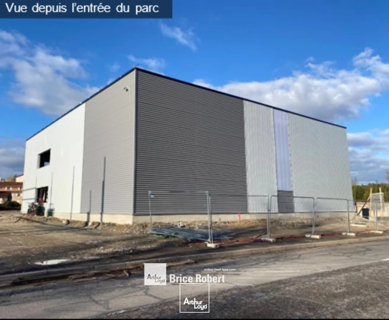 Locaux d'activité & Entrepôts - Location - OULLINS-PIERRE-BÉNITE - 69310 - 323-676 - 7674261