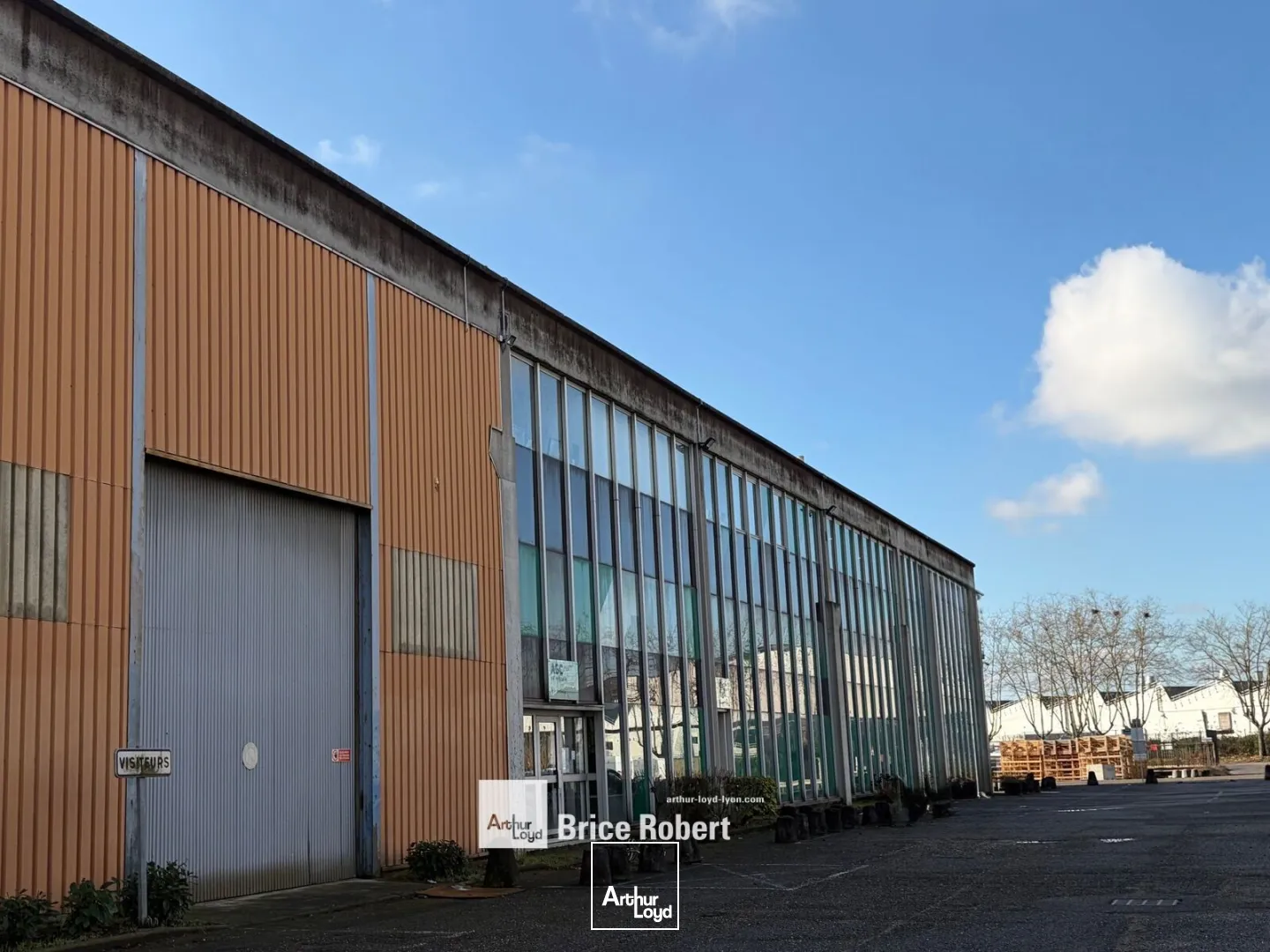 Locaux d'activité & Entrepôts - Vente - SAINT PRIEST - 69800 - 9232-9232 - 7674282