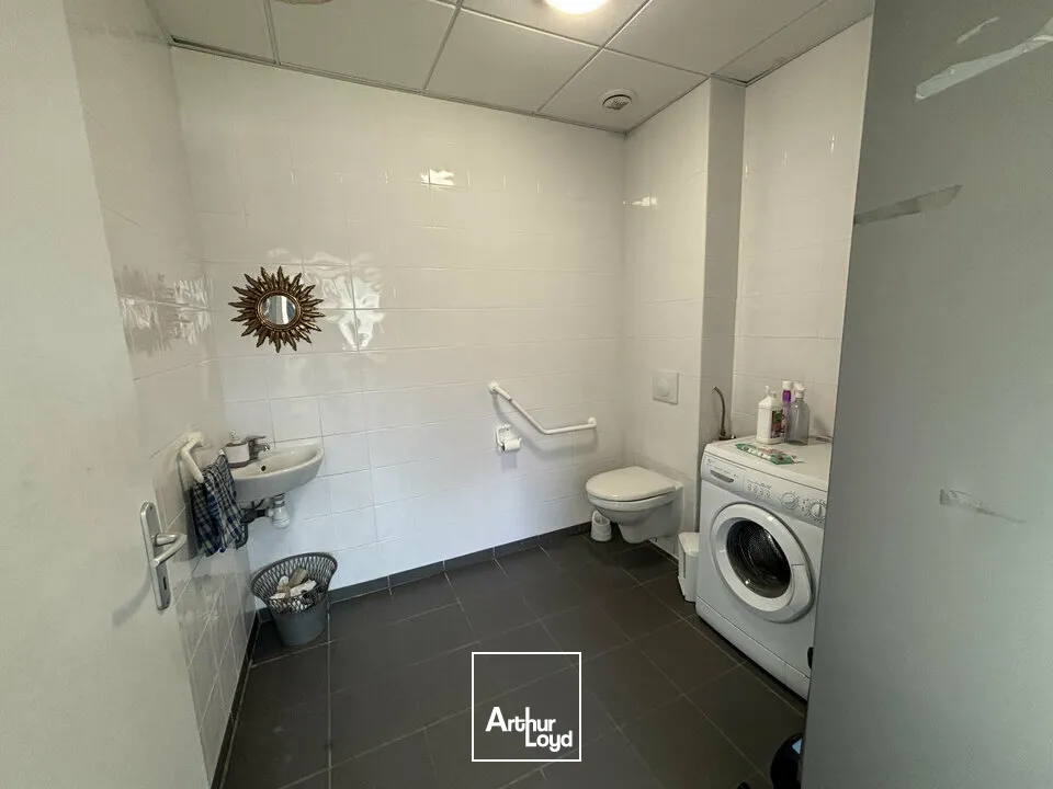 Locaux d'activité & Entrepôts - Location - DONZENAC - 19270 - 180-180 - 7674406