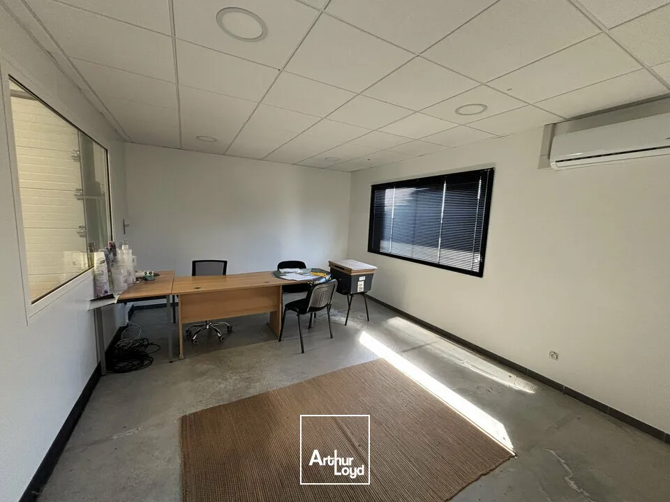 Locaux d'activité & Entrepôts - Location - DONZENAC - 19270 - 180-180 - 7674411