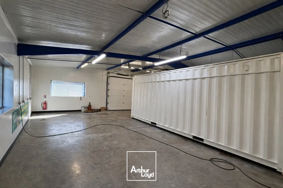 Locaux d'activité & Entrepôts - Location - DONZENAC - 19270 - 180-180 - 7674410