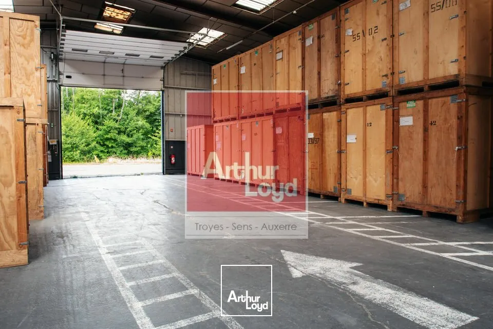 Locaux d'activité & Entrepôts - Vente - AUXERRE - 89000 - 870-870 - 7674483