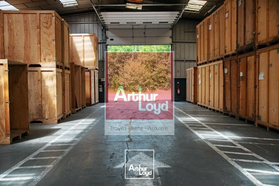 Locaux d'activité & Entrepôts - Vente - AUXERRE - 89000 - 870-870 - 7674484