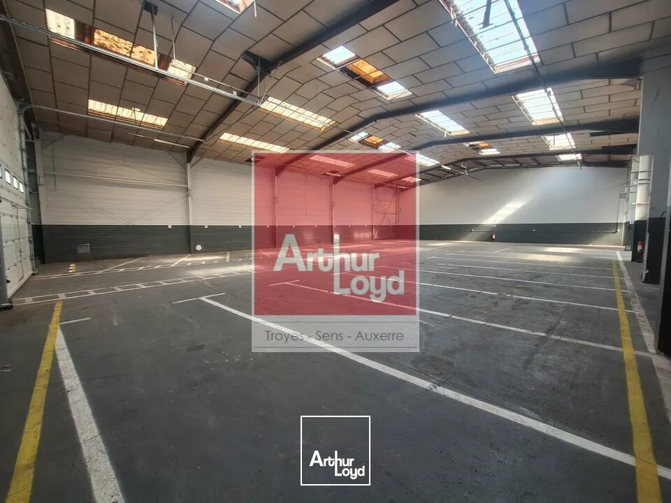 Locaux d'activité & Entrepôts - Vente - AUXERRE - 89000 - 870-870 - 7674487