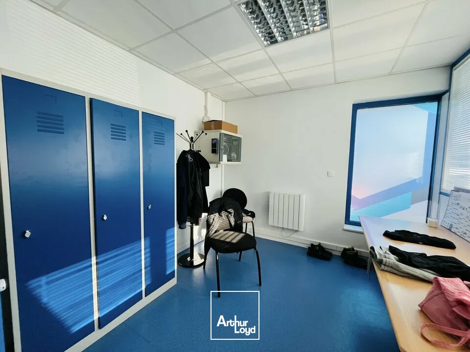 Locaux d'activité & Entrepôts - Location - HARFLEUR - 76700 - 240-240 - 7674524