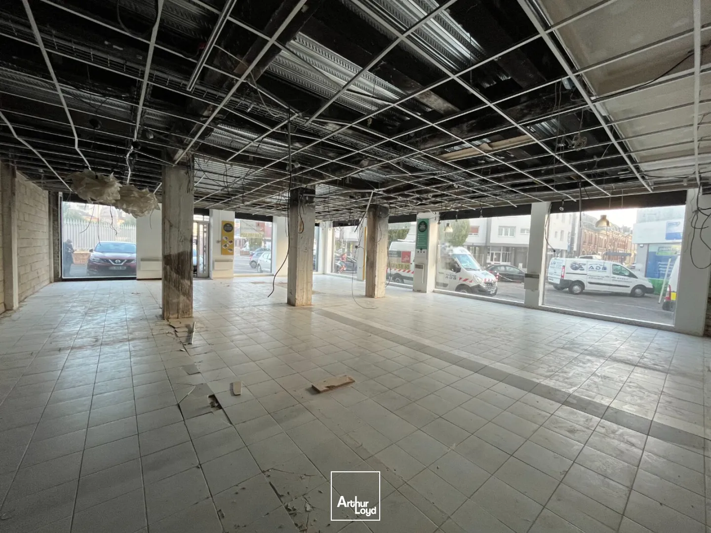 Locaux commerciaux - Location - SAINT QUENTIN - 02100 - 227-227 - 7674533