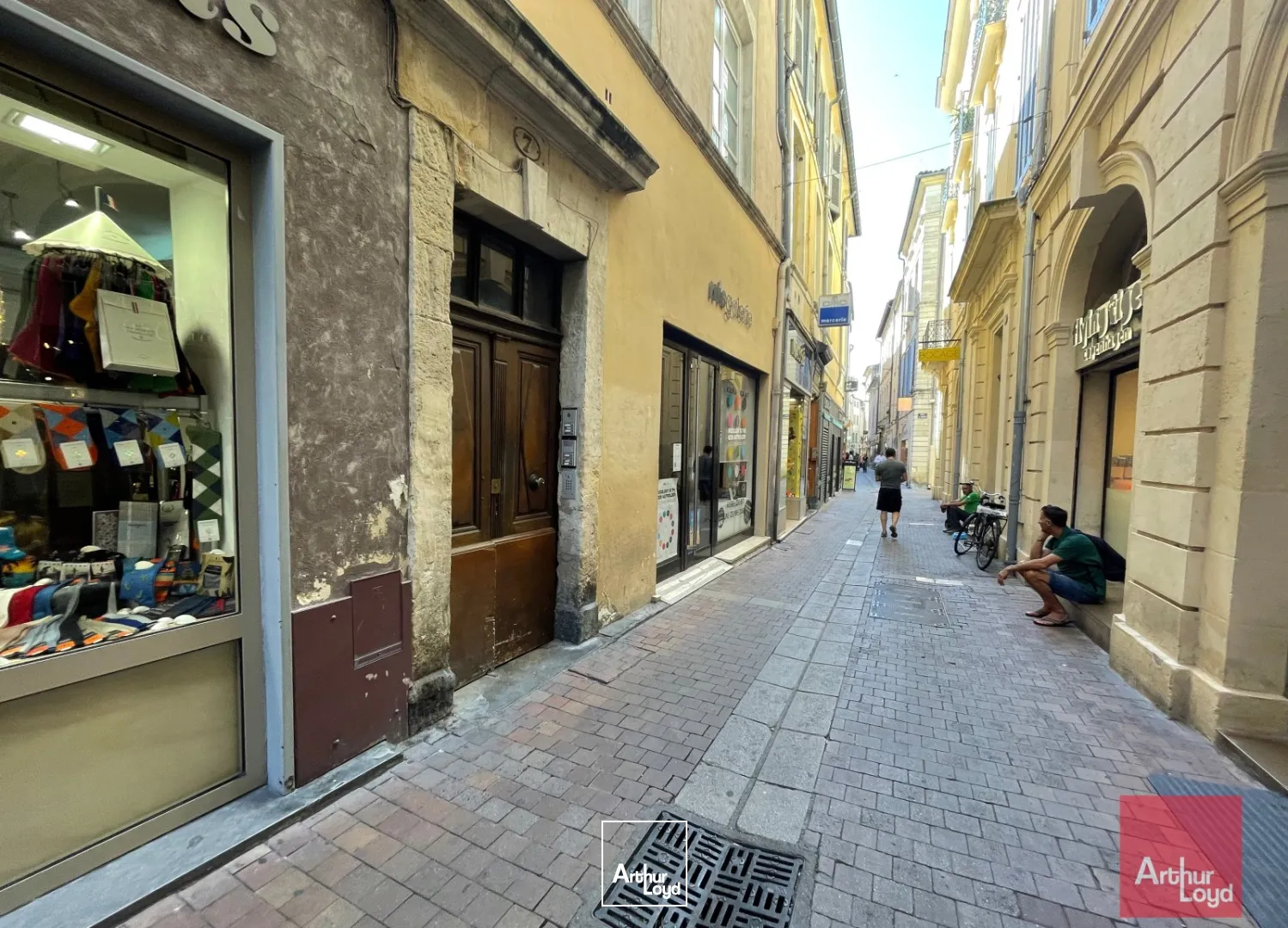 Locaux commerciaux - Cession - NIMES - 30000 - 29-29 - 7674591