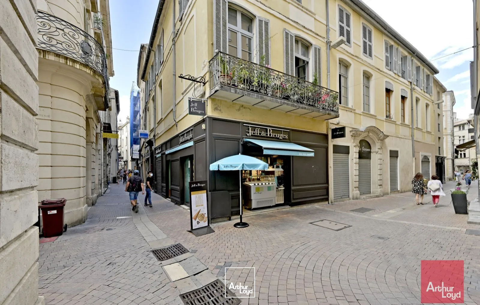 Locaux commerciaux - Cession - NIMES - 30000 - 29-29 - 7674600