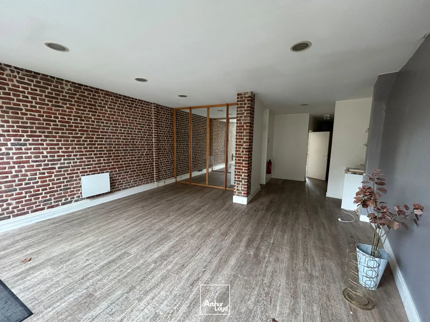 Locaux commerciaux - Location - LILLE - 59000 - 154.5-154.5 - 7674874