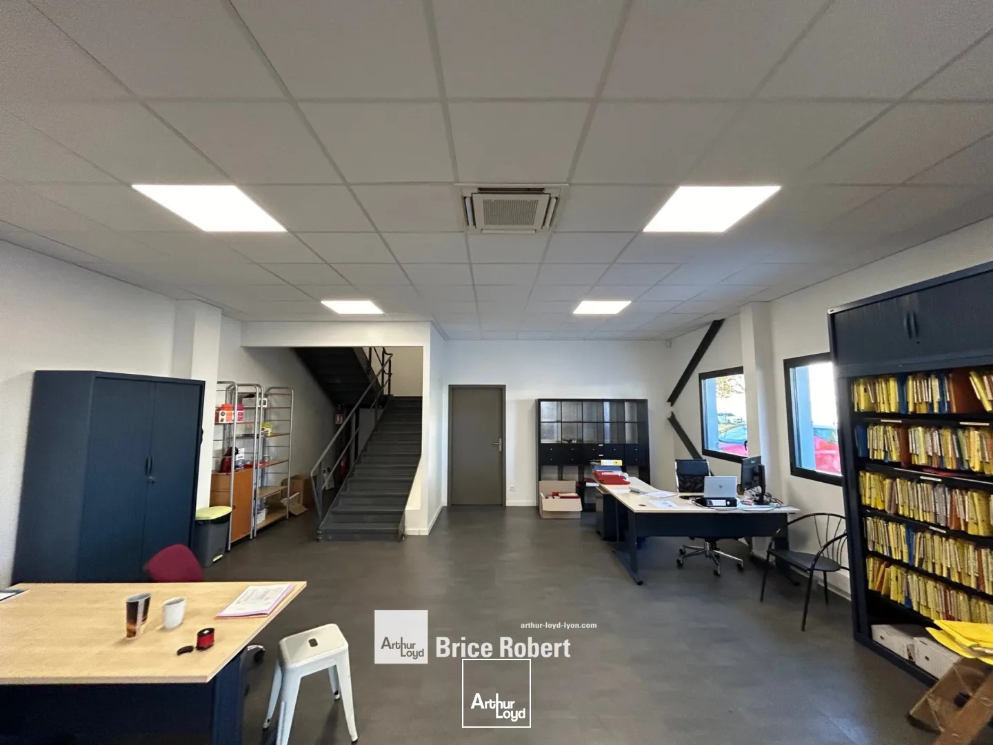 Locaux d'activité & Entrepôts - Location - SAINT PRIEST - 69800 - 340-340 - 7675148