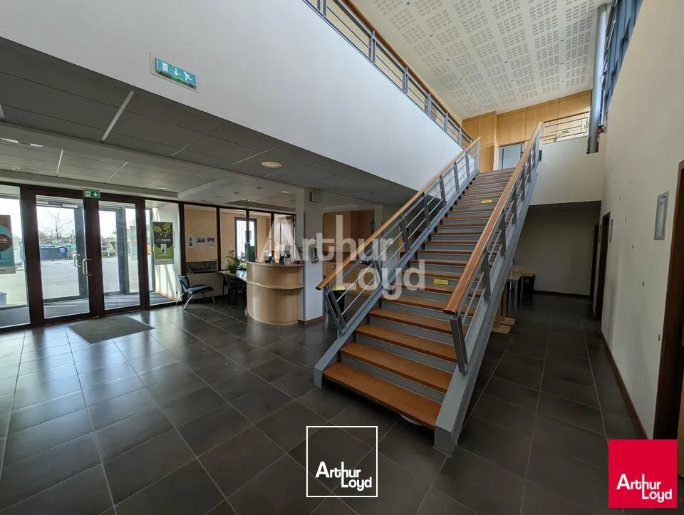 Locaux d'activité & Entrepôts - Vente - LA MÉZIÈRE - 35520 - 2150-2150 - 7675287