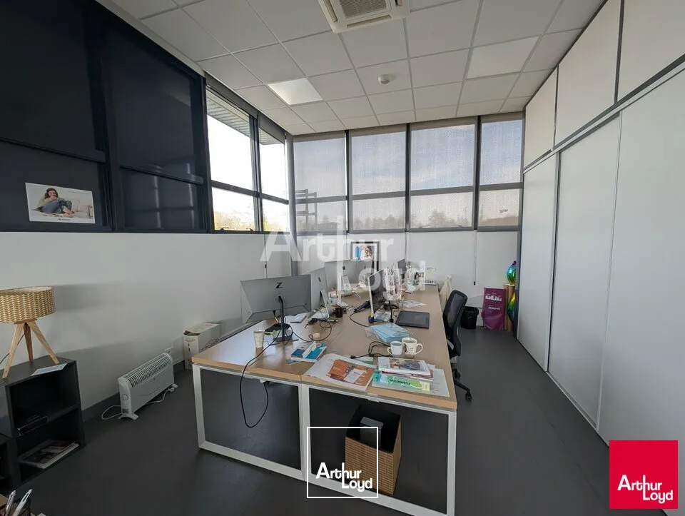 Locaux d'activité & Entrepôts - Vente - LA MÉZIÈRE - 35520 - 2150-2150 - 7675289