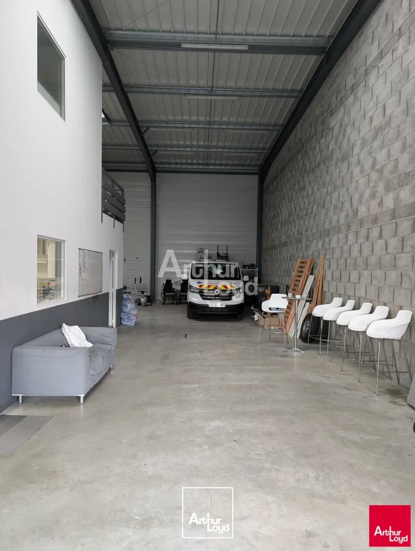 Locaux d'activité & Entrepôts - Vente - PACÉ - 35740 - 245-245 - 7675300