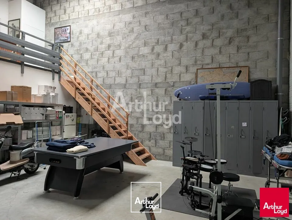 Locaux d'activité & Entrepôts - Vente - PACÉ - 35740 - 245-245 - 7675301