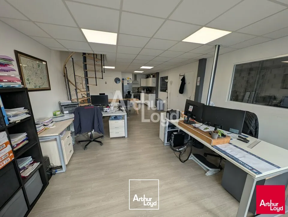 Locaux d'activité & Entrepôts - Vente - PACÉ - 35740 - 245-245 - 7675298