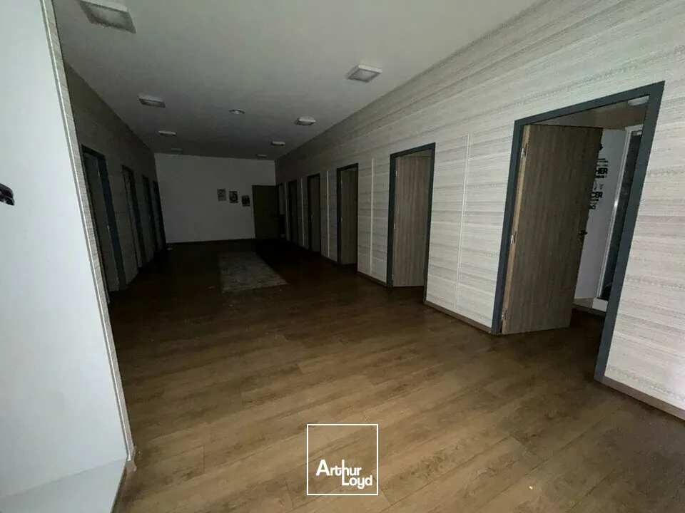 Locaux commerciaux - Location - CHÂTELLERAULT - 86100 - 794-794 - 7675315