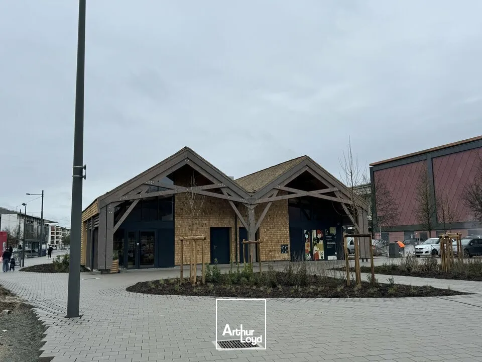 Locaux commerciaux - Location - TOURS - 37200 - 55.7-135 - 7675349