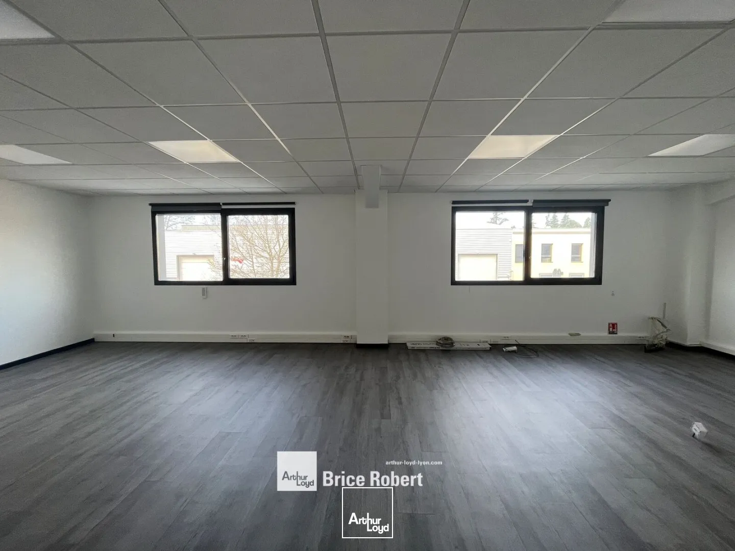 Locaux d'activité & Entrepôts - Location - VENISSIEUX - 69200 - 280-280 - 7676007