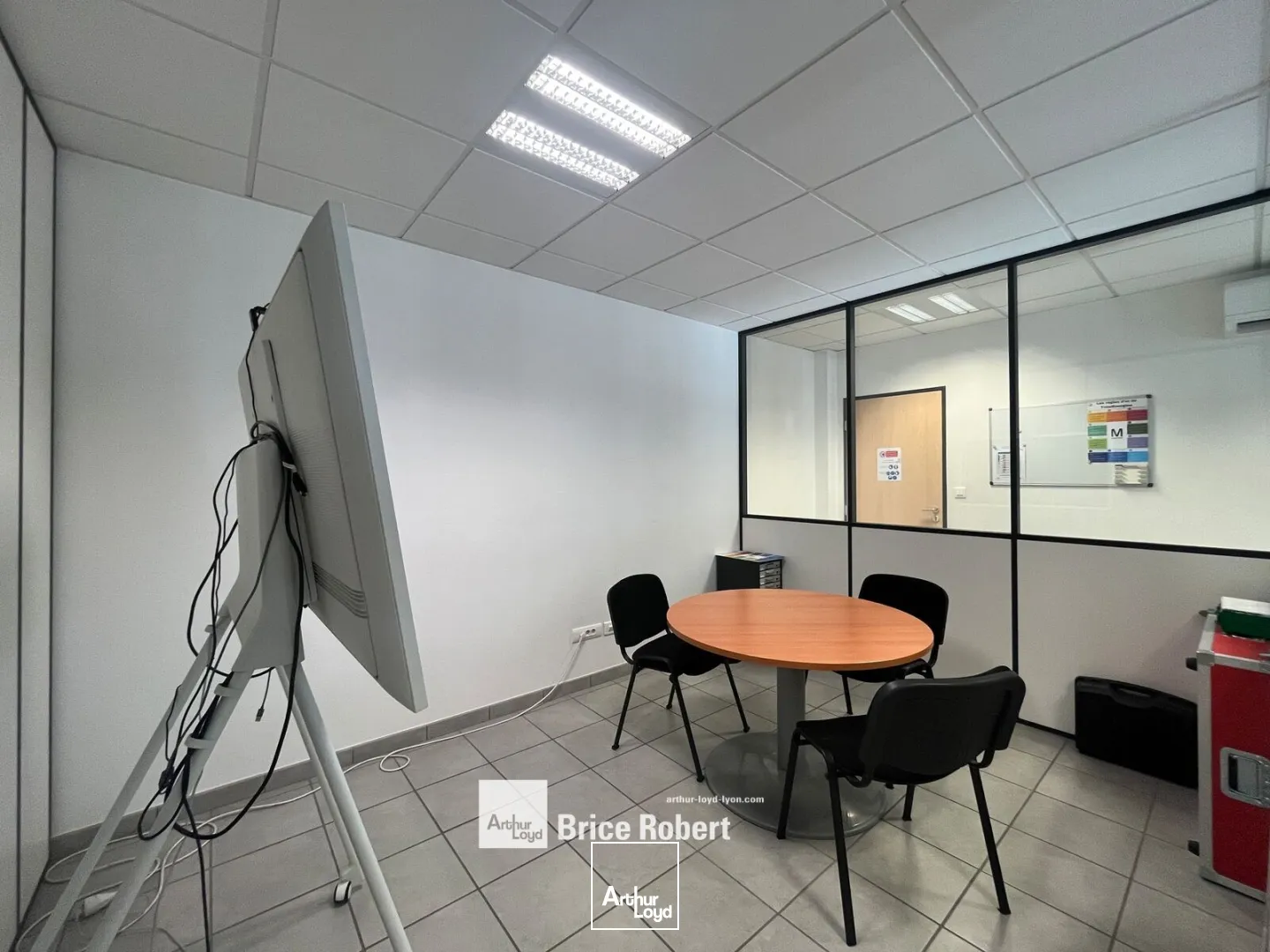 Locaux d'activité & Entrepôts - Location - VENISSIEUX - 69200 - 410-410 - 7676010