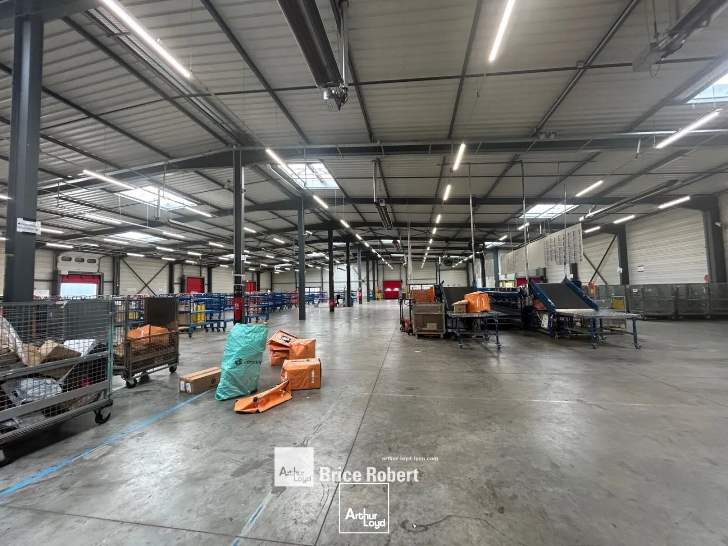 Locaux d'activité & Entrepôts - Location - VAULX EN VELIN - 69120 - 2372-2372 - 7676031