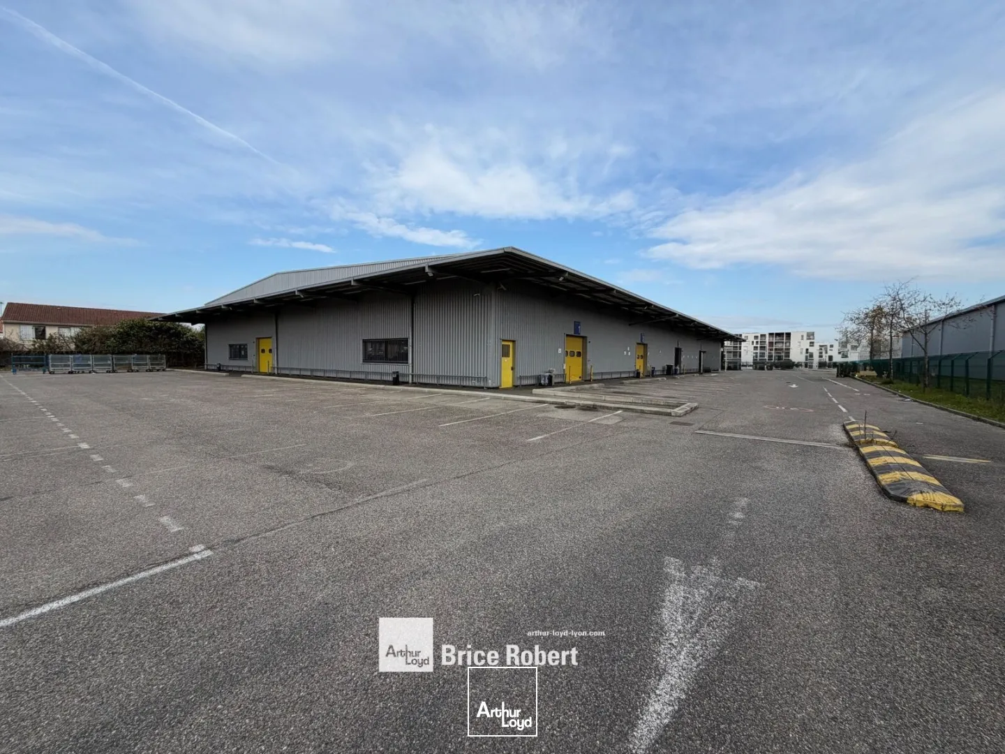 Locaux d'activité & Entrepôts - Location - VAULX EN VELIN - 69120 - 2372-2372 - 7676028