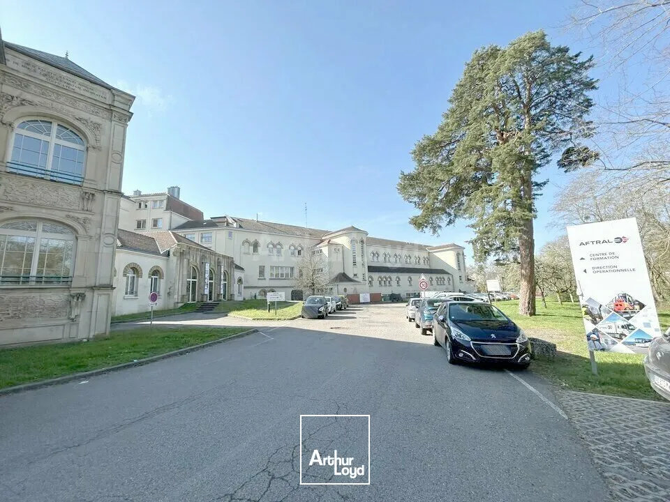 Bureaux - Location - JARVILLE LA MALGRANGE - 54140 - 752-1623 - 7676098