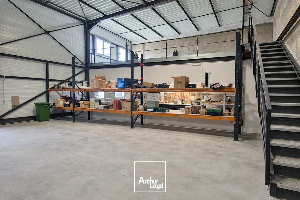 Locaux d'activité & Entrepôts - Location - CHENOVE - 21300 - 185-185 - 7676130