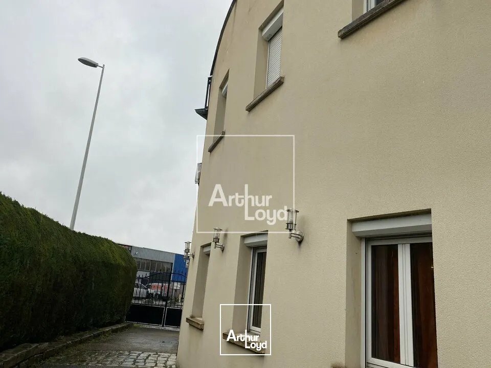 Locaux d'activité & Entrepôts - Vente - SAINT MICHEL SUR ORGE - 91240 - 600-600 - 7676174