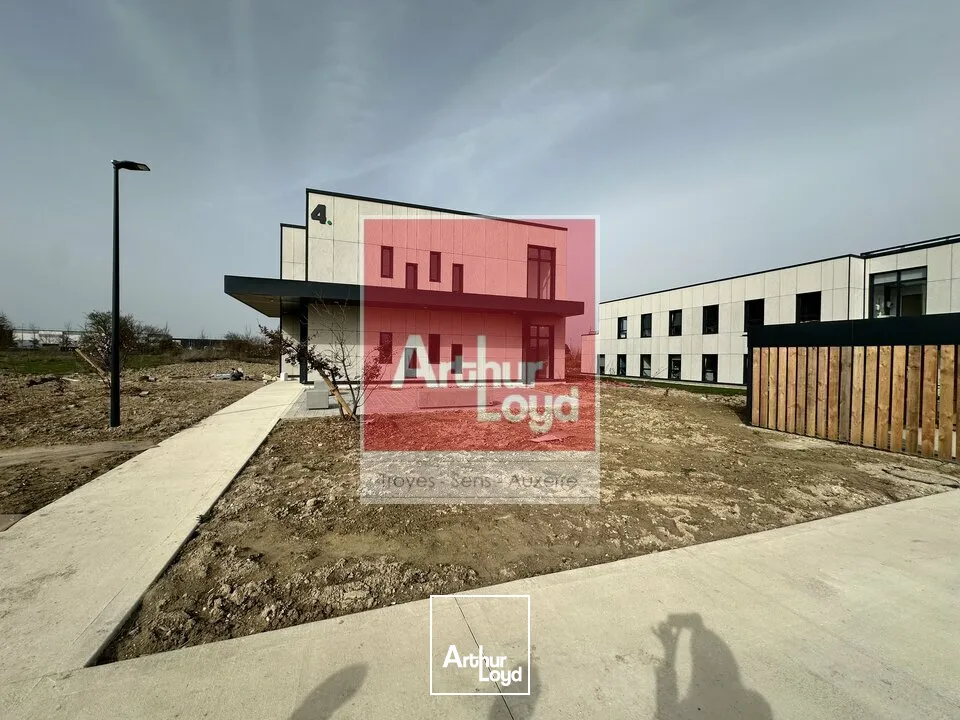 Bureaux - Location - SAINTE SAVINE - 10300 - 245.98-245.98 - 7676238