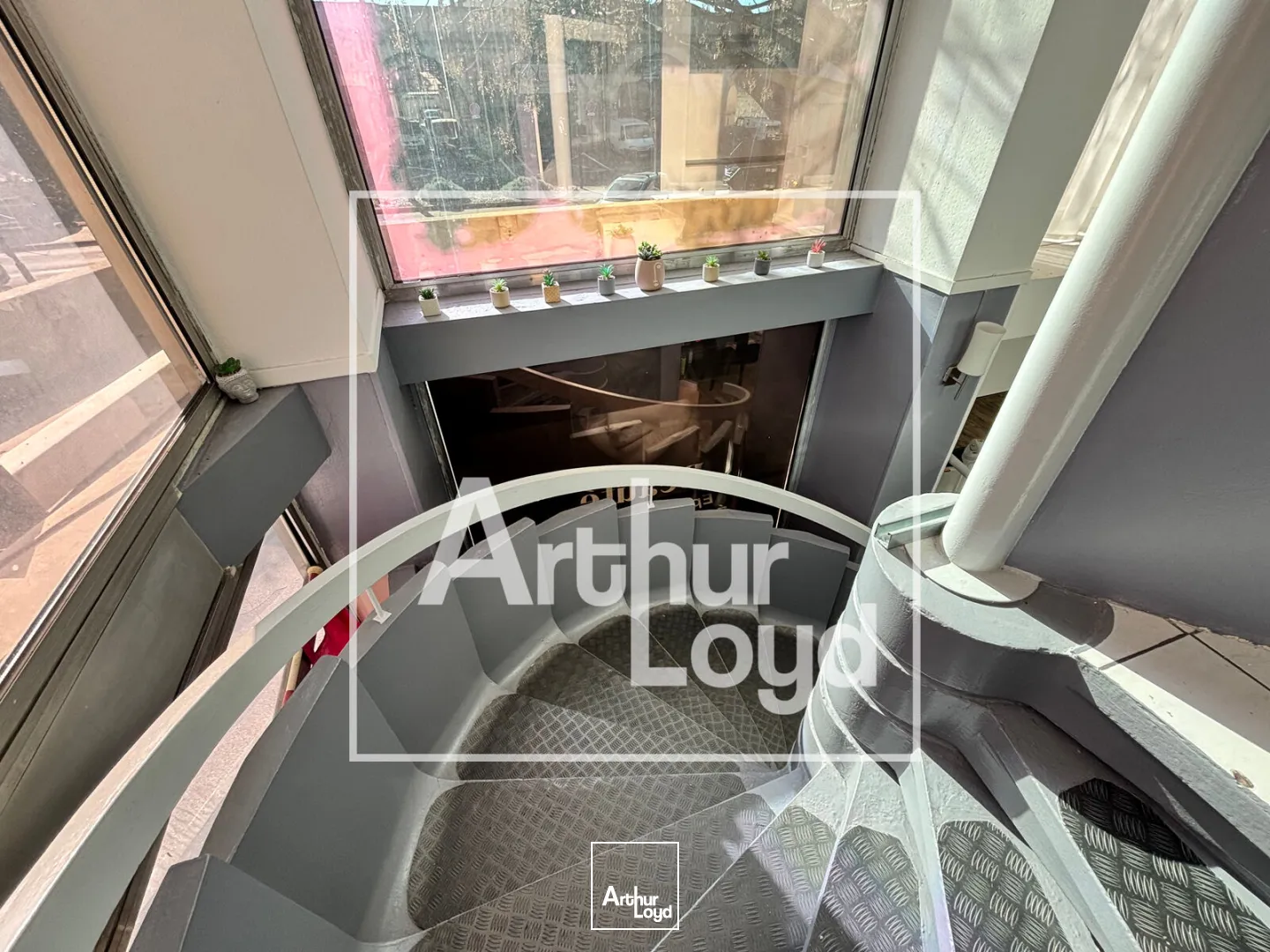 Locaux commerciaux - Vente - NIMES - 30000 - 107-107 - 7676331