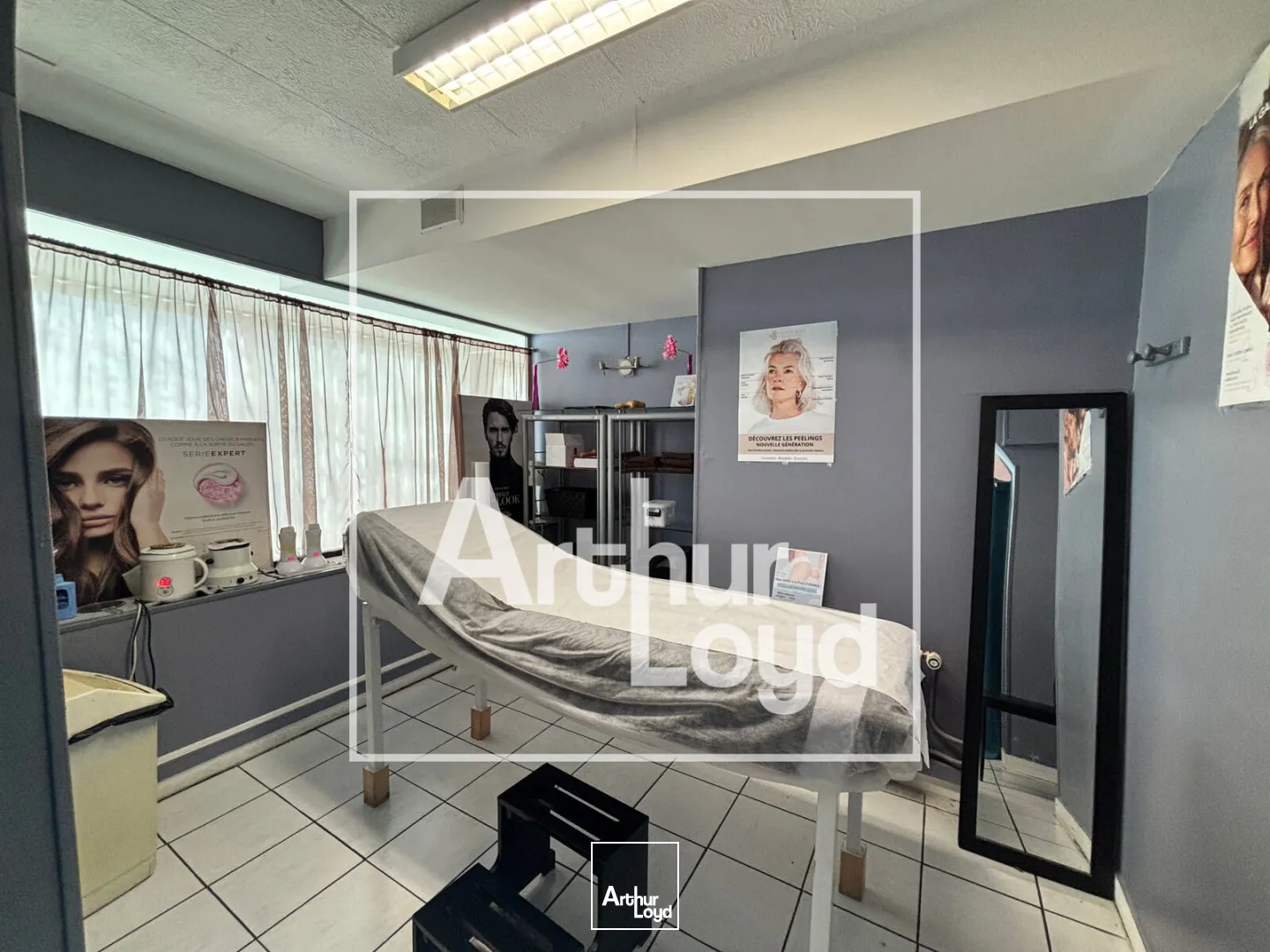 Locaux commerciaux - Vente - NIMES - 30000 - 107-107 - 7676333