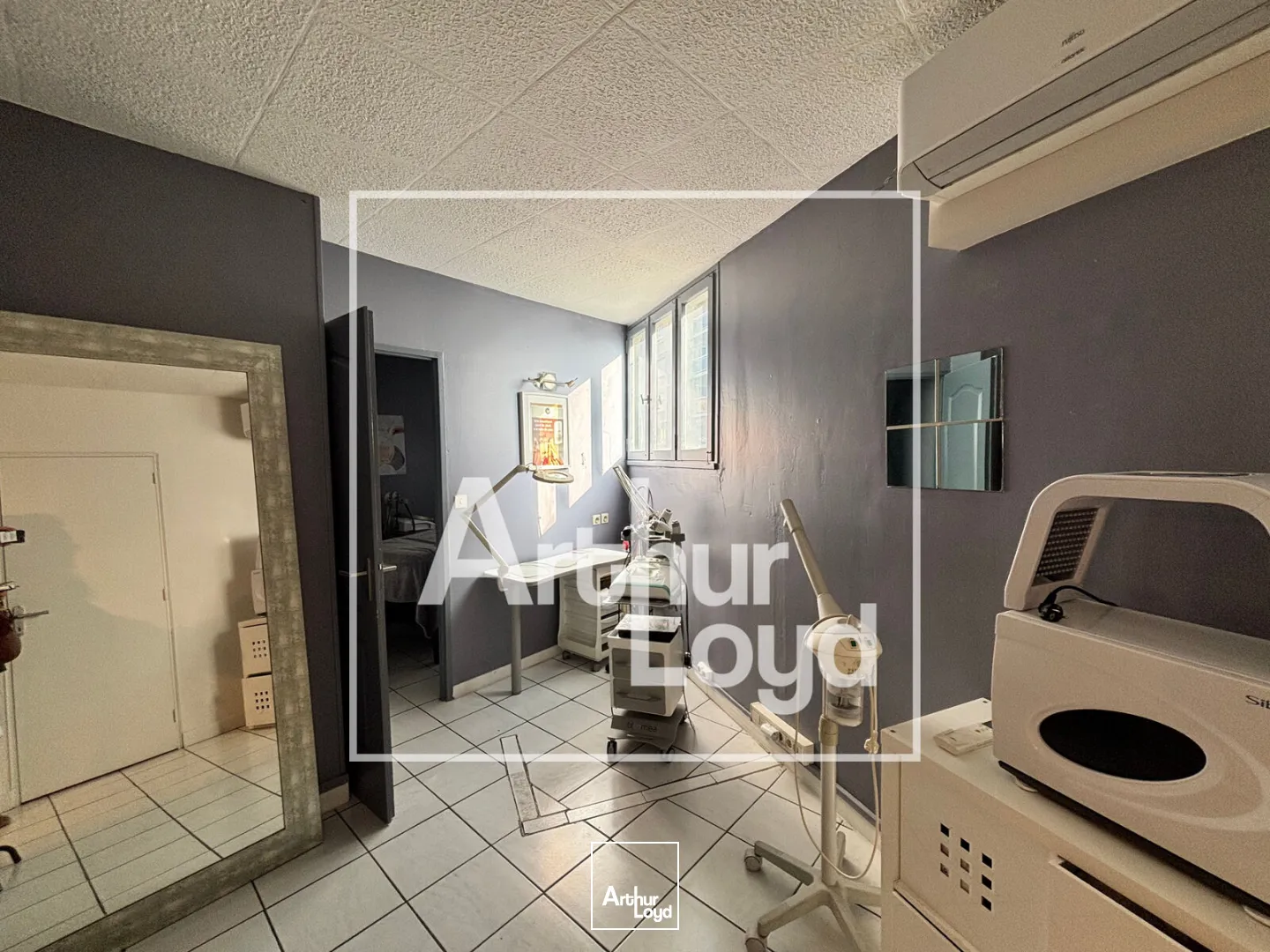 Locaux commerciaux - Vente - NIMES - 30000 - 107-107 - 7676336