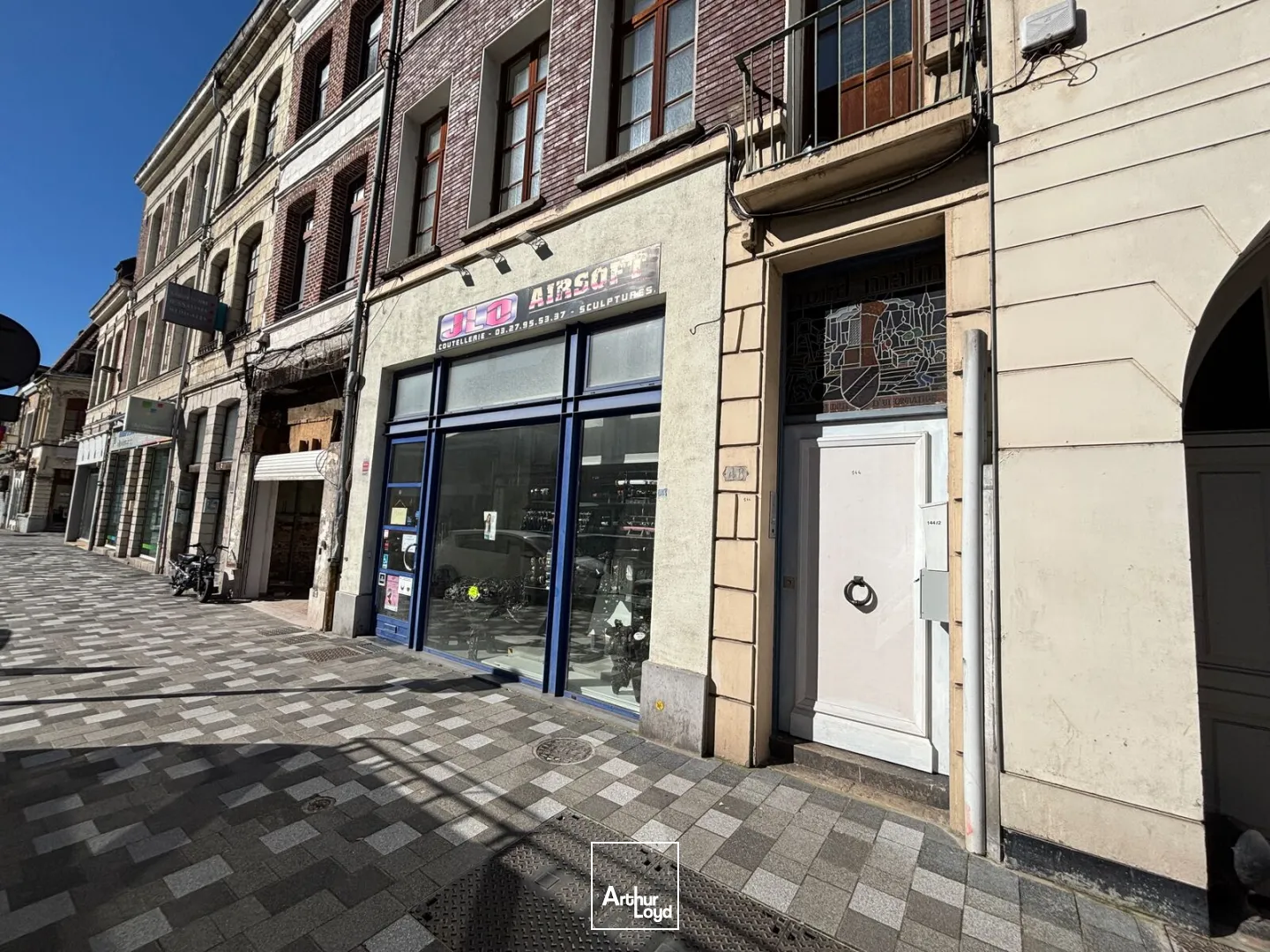 Locaux commerciaux - Vente - DOUAI - 59500 - 76-76 - 7676767