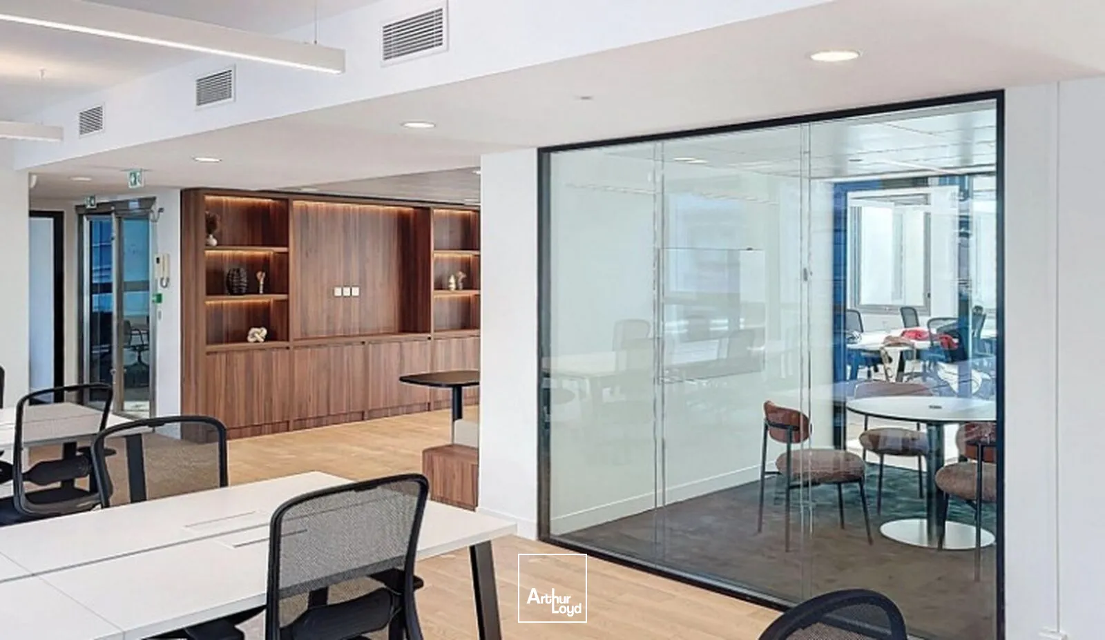 Bureaux - Coworking - PARIS - 75008 - 437-874 - 7676844