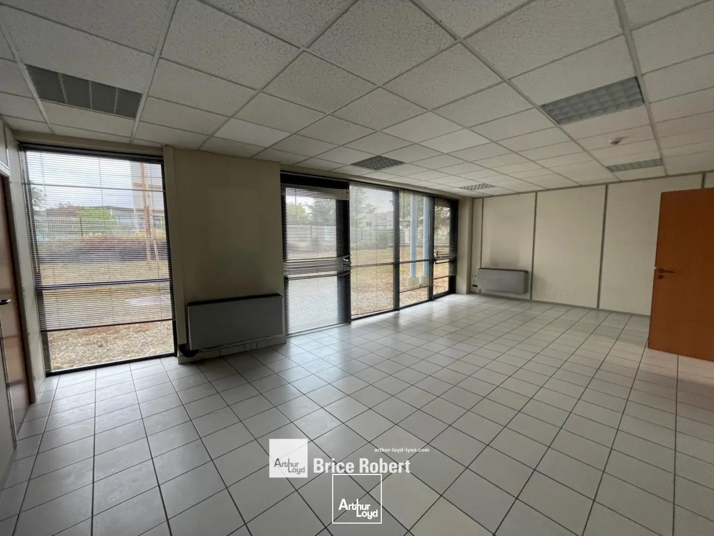 Bureaux - Location - DECINES CHARPIEU - 69150 - 1690-1690 - 7677045