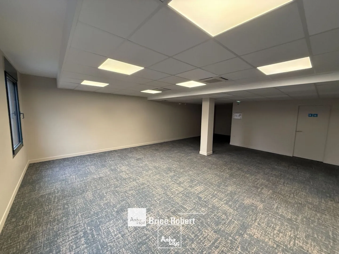 Bureaux - Location - LYON - 69003 - 305-305 - 7677053